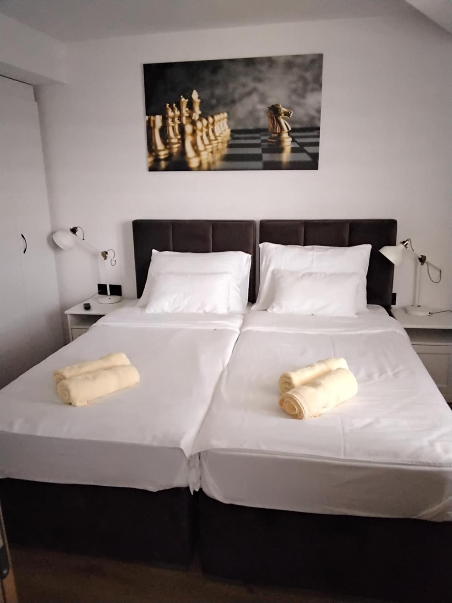 Sky apartmani&spa Leskovac  Rum bild