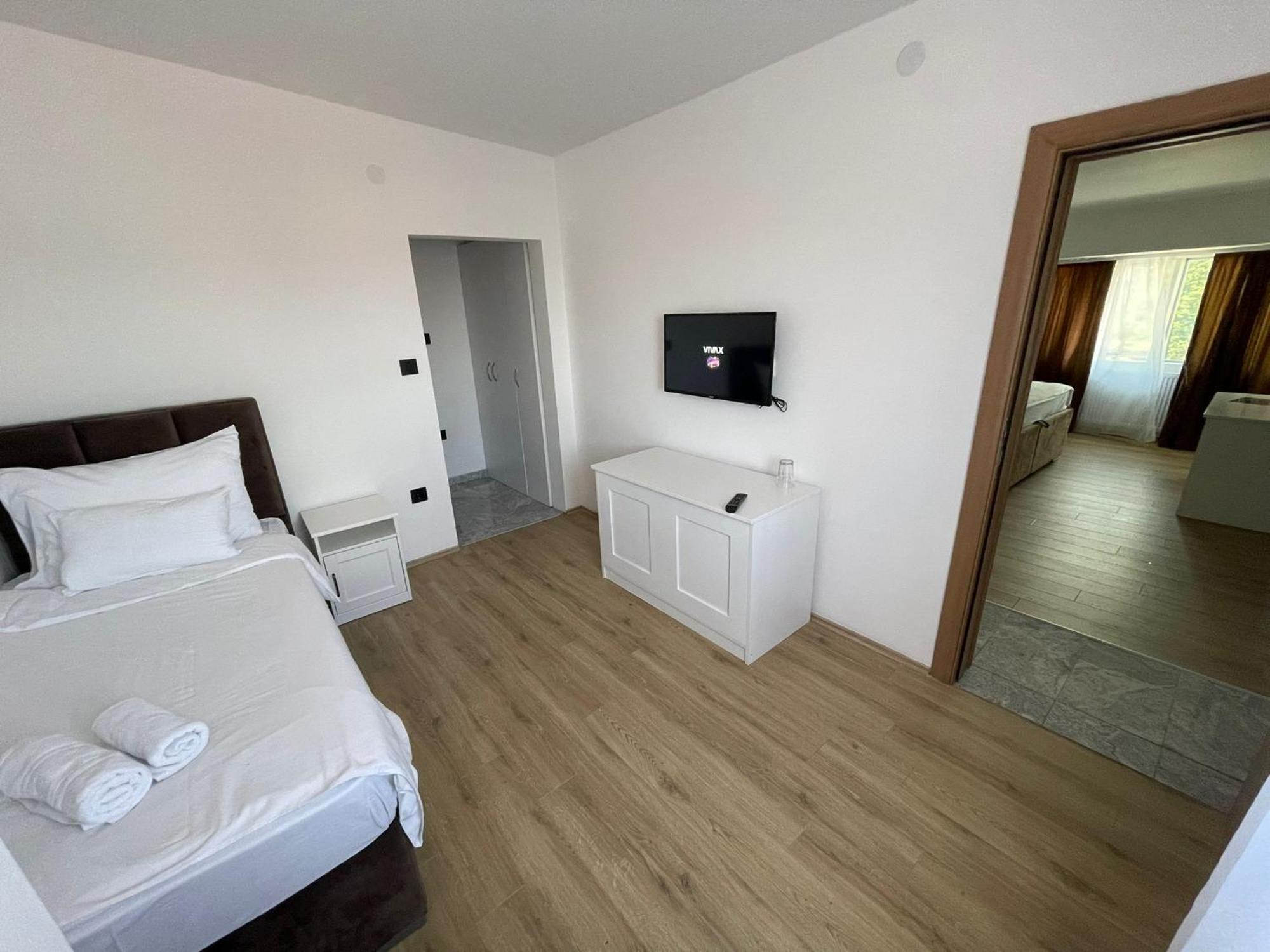 Sky apartmani&spa Leskovac  Rum bild