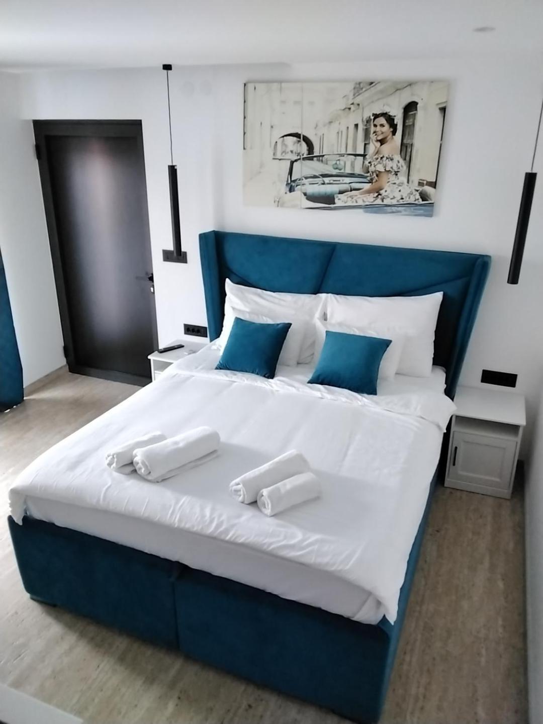Sky apartmani&spa Leskovac  Rum bild